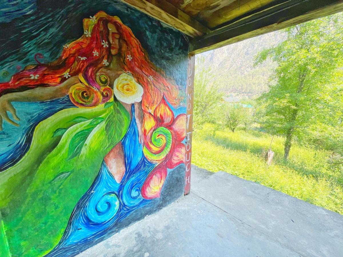 Memoir Homestay Kasol Buitenkant foto