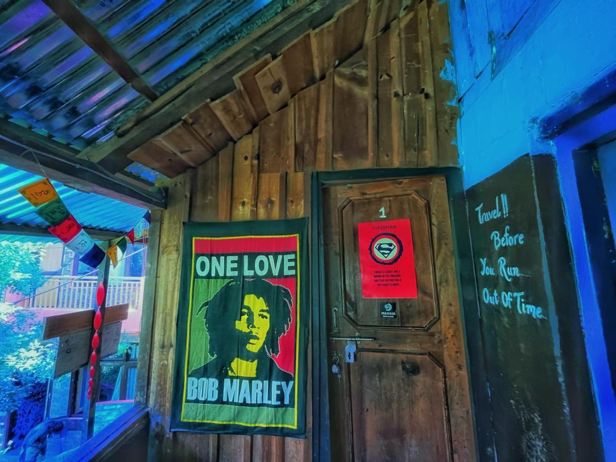 Memoir Homestay Kasol Buitenkant foto