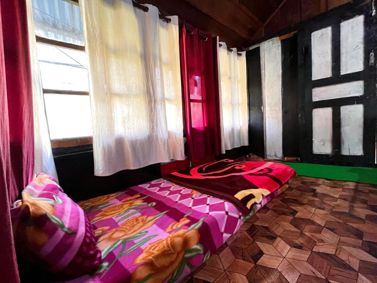 Memoir Homestay Kasol Buitenkant foto