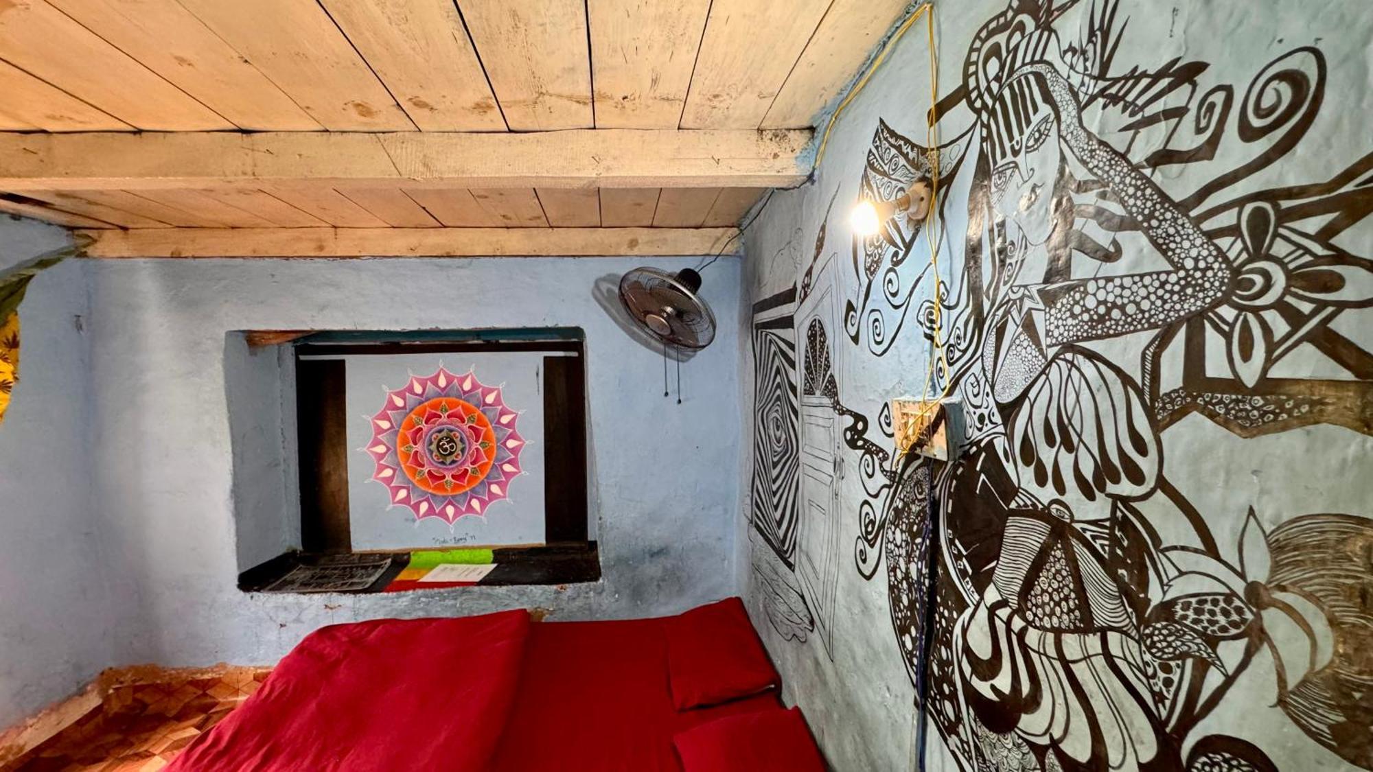 Memoir Homestay Kasol Buitenkant foto